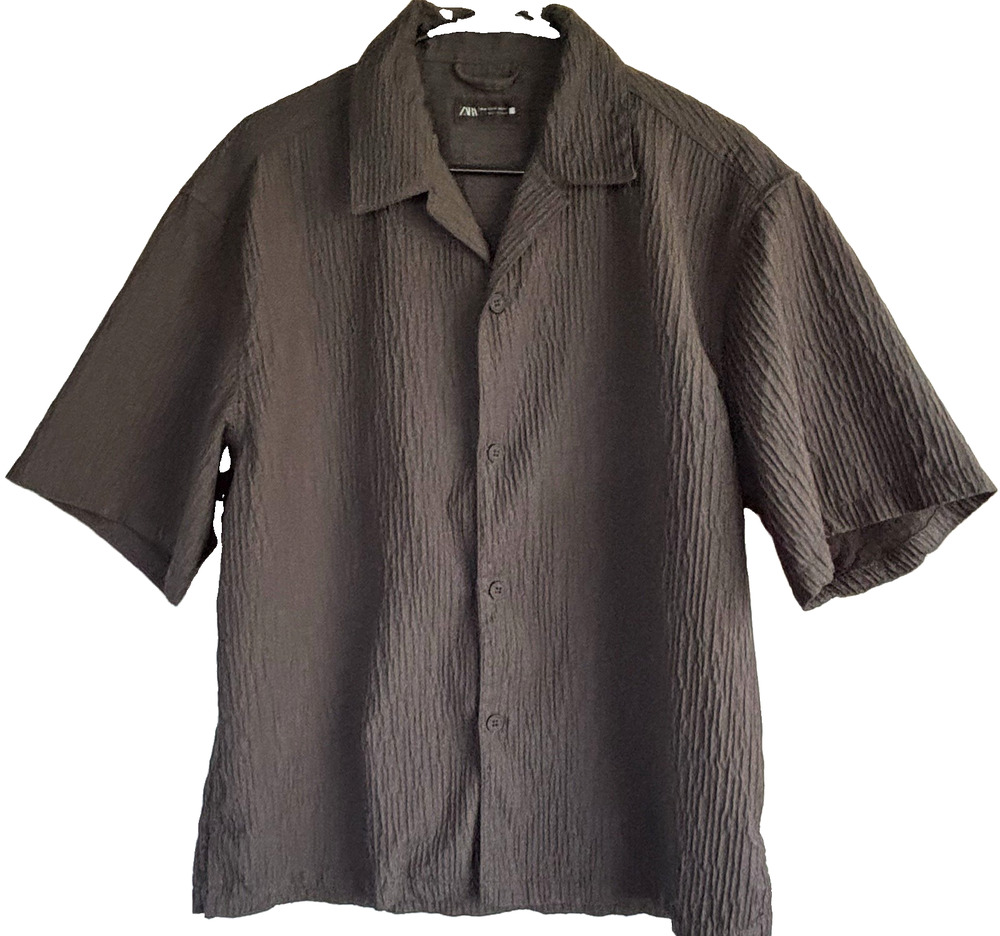 ZARA Men's Textured Short Sleeve Button Up Gray Shirt Size M